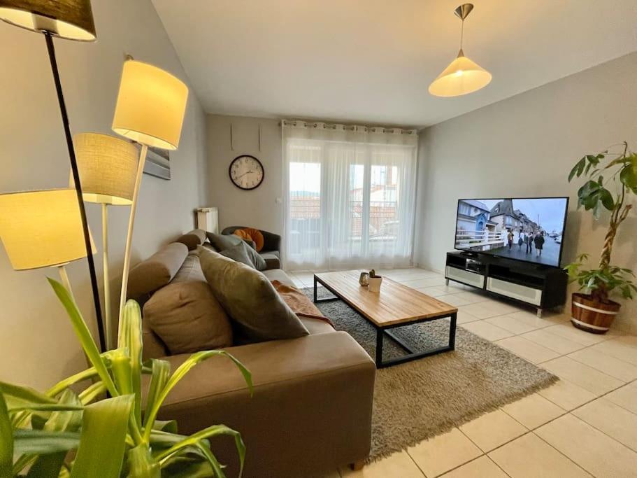L'Ideal Cosy-Wifi-Netflix Et Garage Vienne  Bagian luar foto