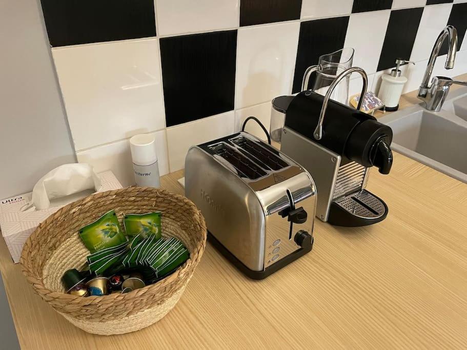 L'Ideal Cosy-Wifi-Netflix Et Garage Vienne  Bagian luar foto